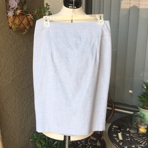 Mossimo Gray stretch pencil skirt. Fully lined - Picture 1 of 5